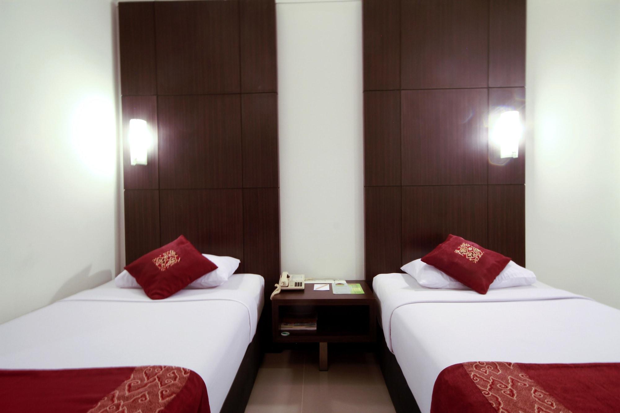 Bentani Hotel & Residence Cirebon Kültér fotó