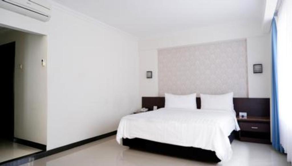 Bentani Hotel & Residence Cirebon Kültér fotó