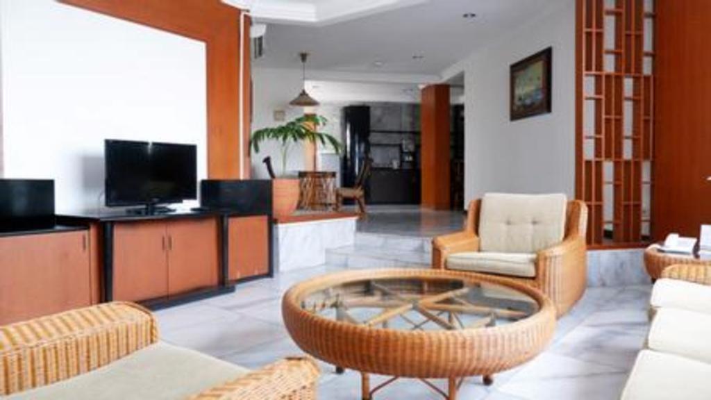 Bentani Hotel & Residence Cirebon Kültér fotó