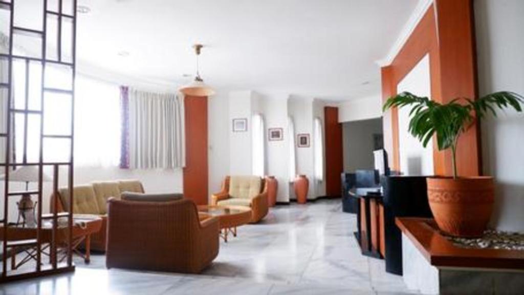 Bentani Hotel & Residence Cirebon Kültér fotó