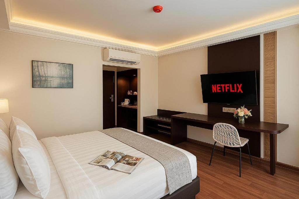 Bentani Hotel & Residence Cirebon Kültér fotó