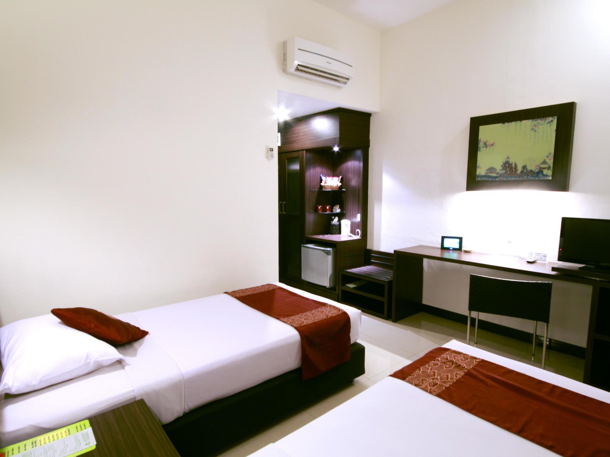 Bentani Hotel & Residence Cirebon Kültér fotó