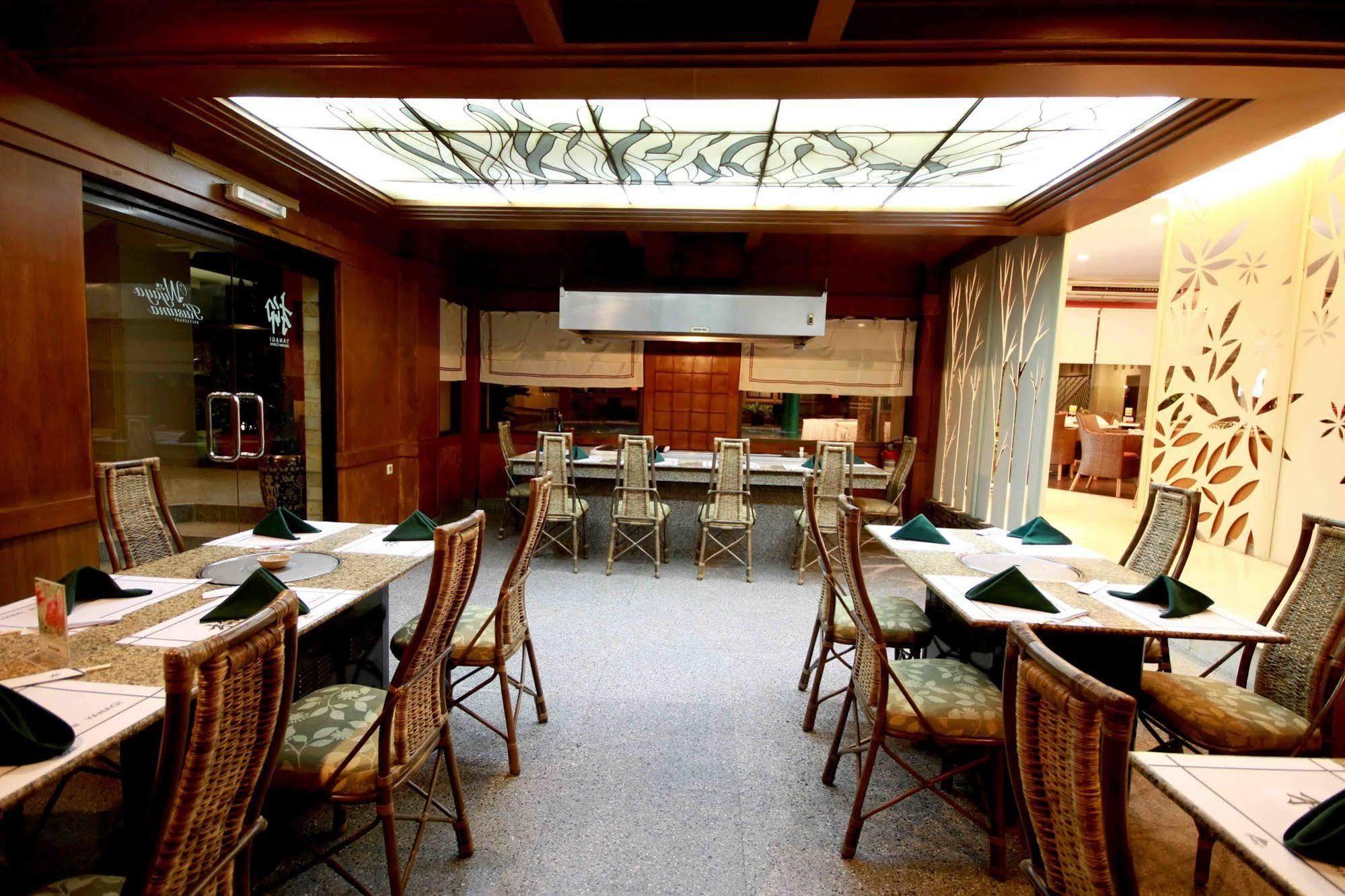 Bentani Hotel & Residence Cirebon Kültér fotó